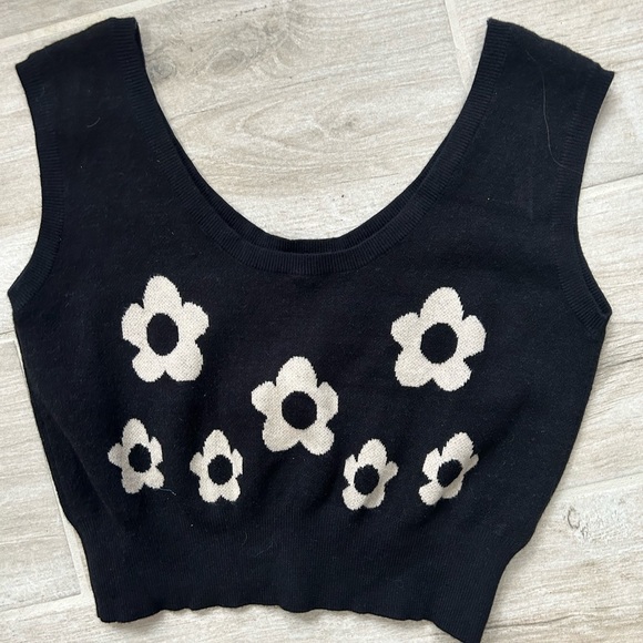 Vintage Retro Crop top- oversized- size medium - Picture 2 of 3